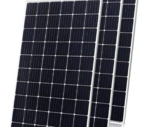 Solar panel plates are generating clean, renewable energy across Pakistan.